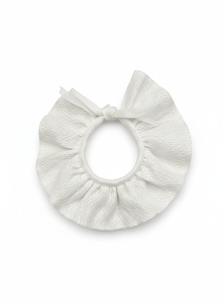 Cuello Blanco Piqué