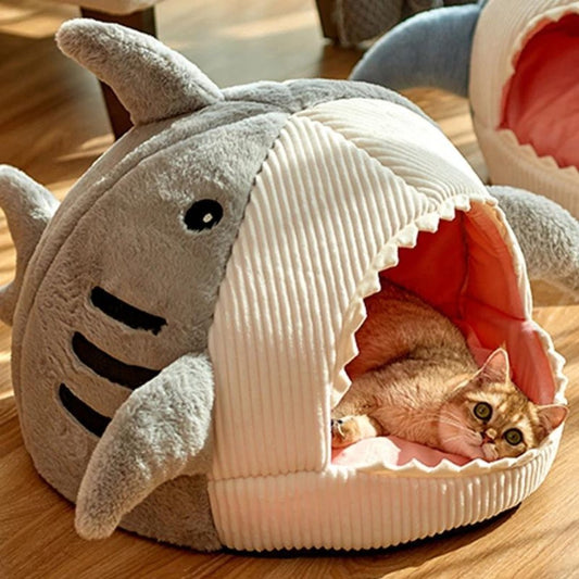 Cama cálida Baby Shark para gatos